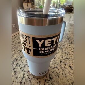 Yeti Rambler 35 oz Mug Light Blue with Stainless Trim this is Authentic- NEW
